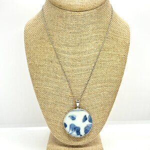 VINTAGE 925 STERLING SILVER BLUE PORCELAIN MEDALLION PENDANT NECKLACE ASIAN